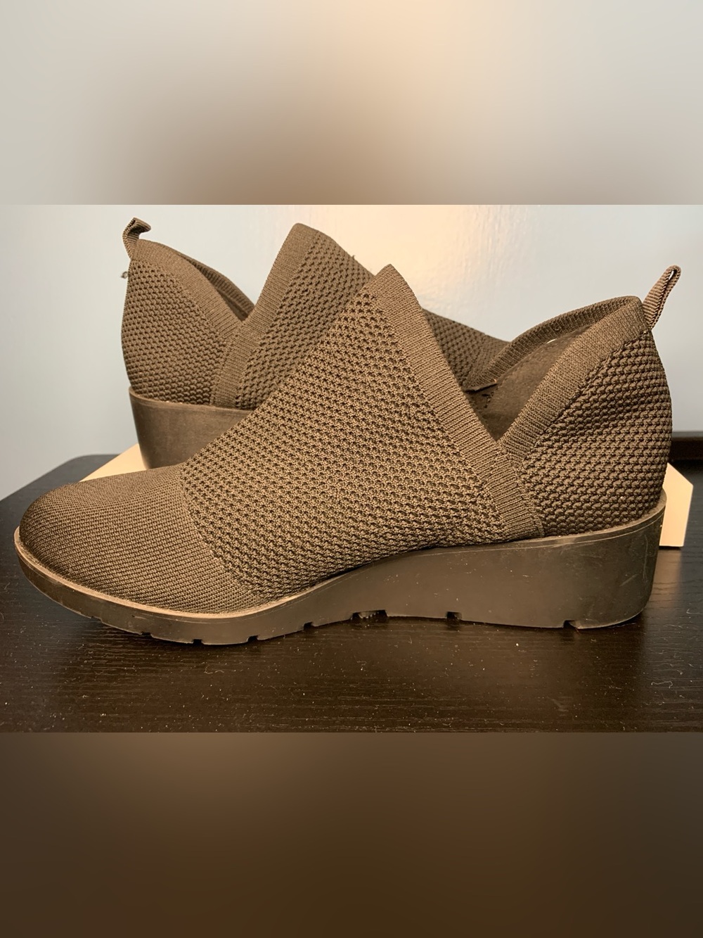 Taryn Rose Black Slip-On Knit Loafers